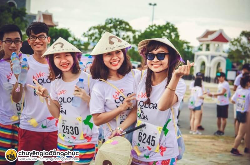 Mẫu áo sự kiện độc đáo, giá rẻ