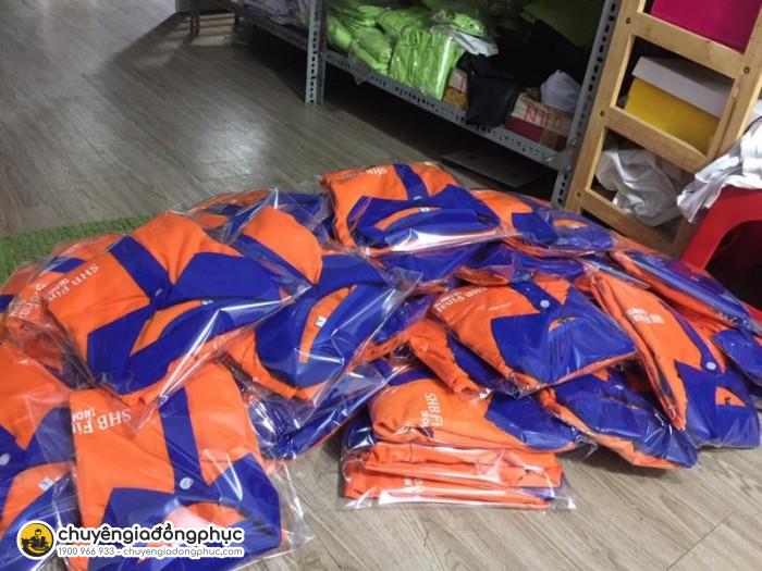 Áo thun khuyến mãi quảng bá hình ảnh công ty đến khách hàng