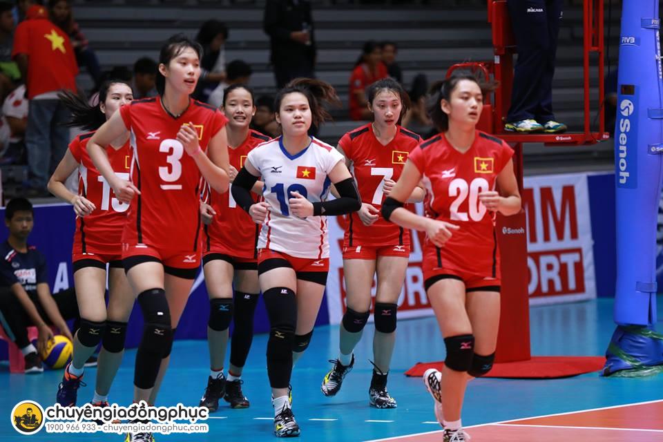 Mẫu áo thun đồng phục thể thao