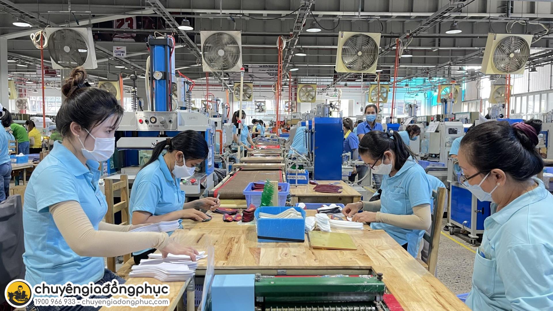 Bảng báo giá áo thun đồng phục công nhân mới nhất 2023