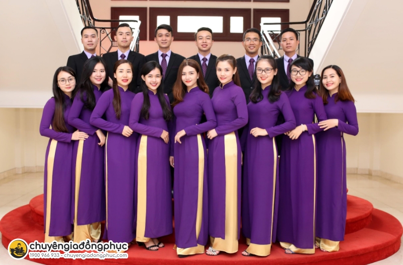 Mẫu áo dài công sở màu tím, caravat đồng phục màu tím