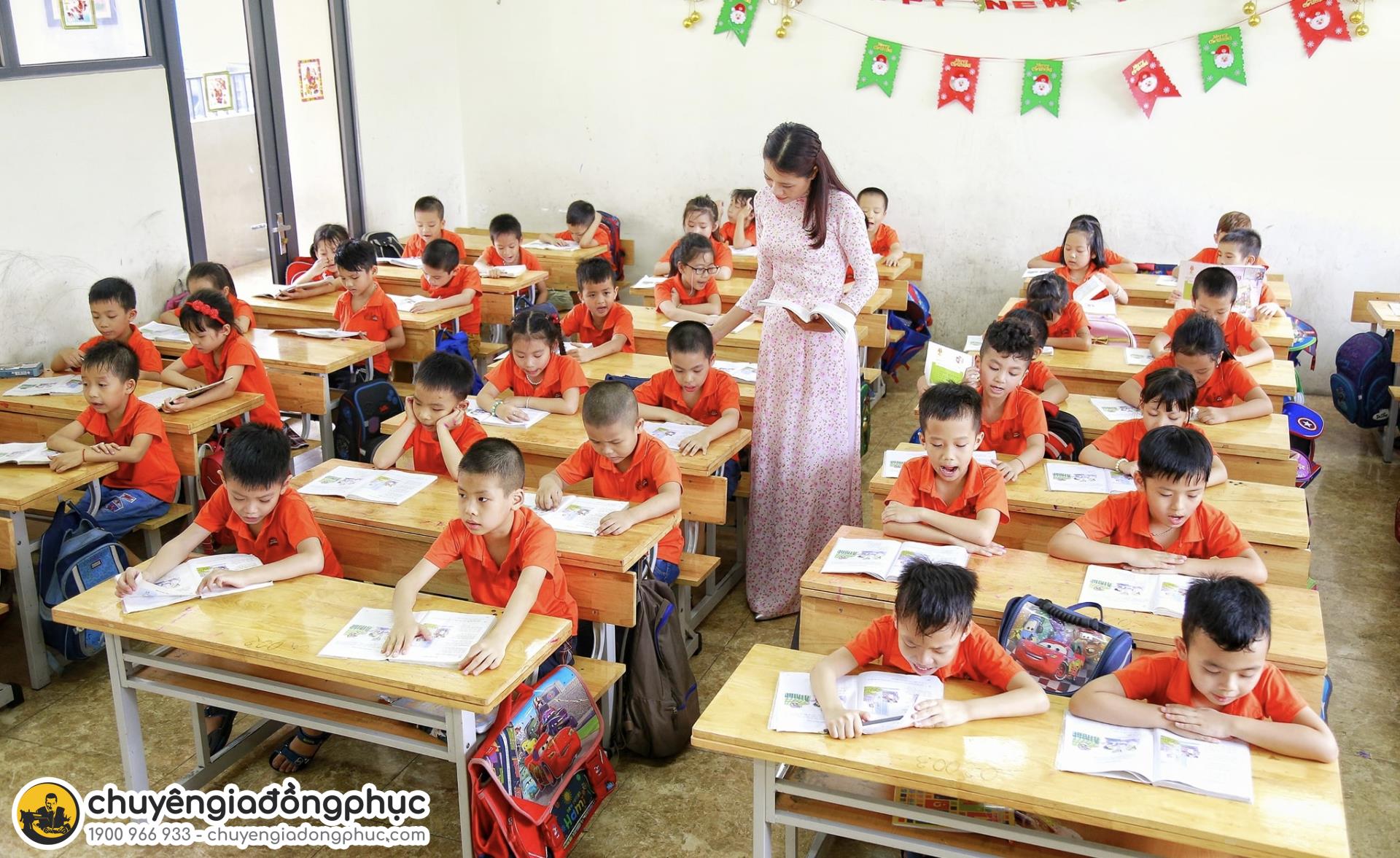 Đồng phục học sinh tiểu học