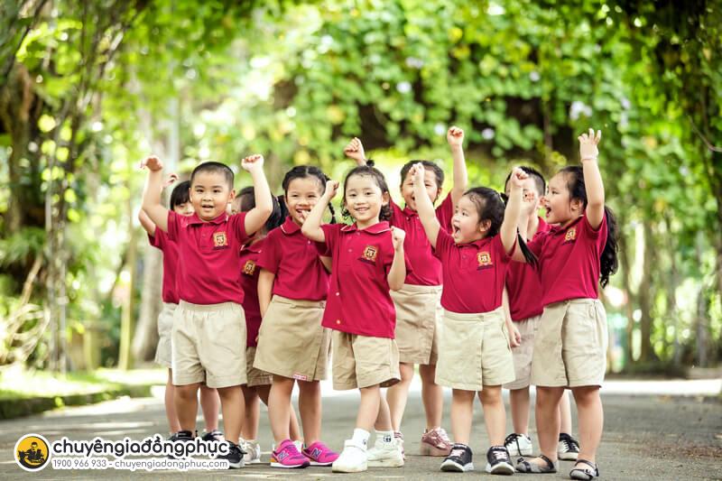 Đồng phục trường học nổi bật